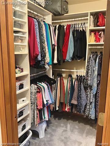 Builiding view eighteen for 40117 Denbigh, Sterling Heights, MI. 48310