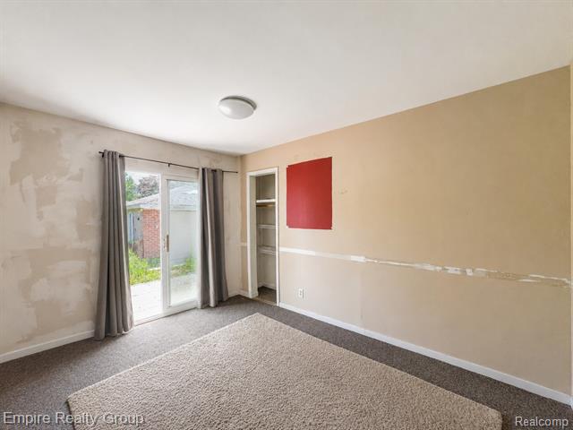 Builiding view fourteen for 905 N Esplanade, Mount Clemens, MI. 48043