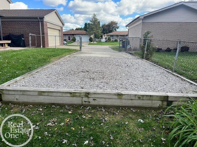 Builiding view thirty five for 39675 Waldorf, Clinton Township, MI. 48038