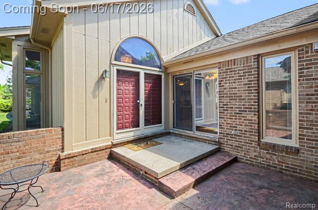 Builiding view five for 16569 Congress, Clinton Township, MI. 48038