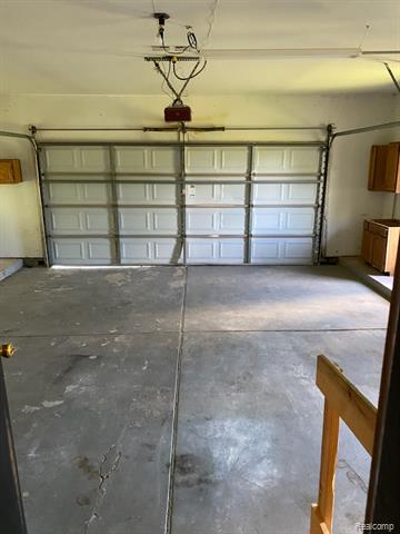 Builiding view four for 39910 Donahue, Clinton Township, MI. 48038