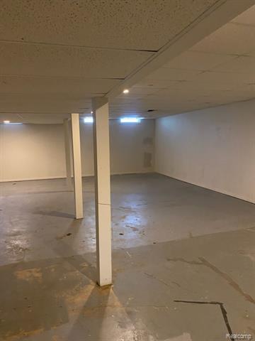 Builiding view twenty two for 39910 Donahue, Clinton Township, MI. 48038