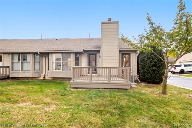 Builiding view thirty eight for 2503 Westmont, Sterling Heights, MI. 48310