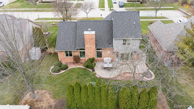 Builiding view fifty four for 40312 Sugar Spring D, Sterling Heights, MI. 48313