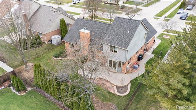 Builiding view fifty three for 40312 Sugar Spring D, Sterling Heights, MI. 48313