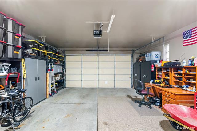 Builiding view forty seven for 40312 Sugar Spring D, Sterling Heights, MI. 48313