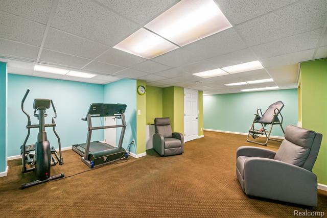 Builiding view forty for 40312 Sugar Spring D, Sterling Heights, MI. 48313