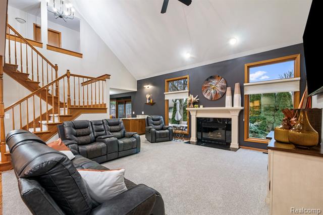 Builiding view nine for 40312 Sugar Spring D, Sterling Heights, MI. 48313