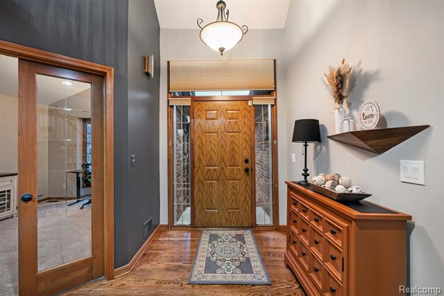 Builiding view six for 40312 Sugar Spring D, Sterling Heights, MI. 48313