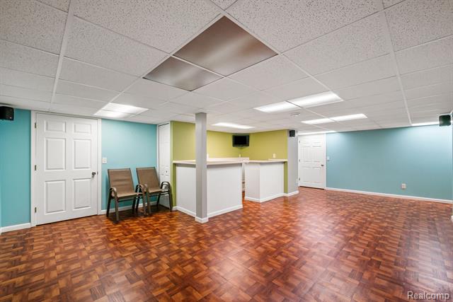 Builiding view thirty five for 40312 Sugar Spring D, Sterling Heights, MI. 48313