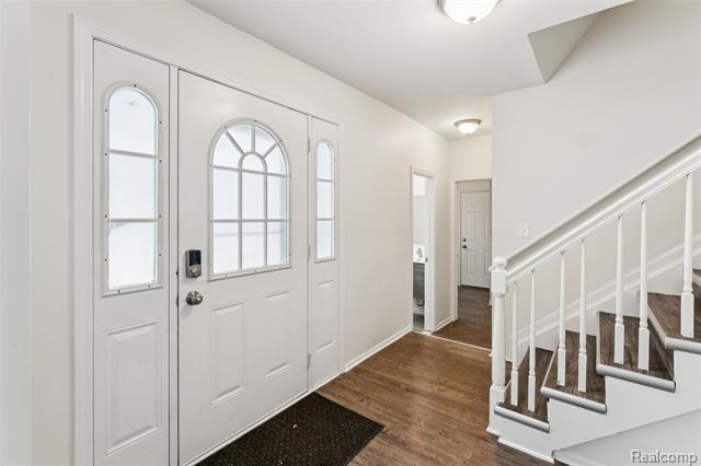 Builiding view one for 39735 Bonnie, Clinton Township, MI. 48038