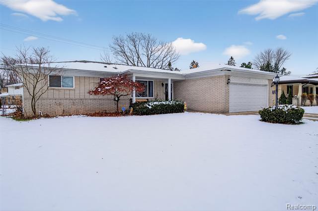 Builiding view eight for 16224 Terra Bella, Clinton Township, MI. 48038