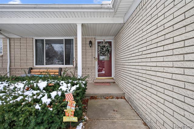 Builiding view seven for 16224 Terra Bella, Clinton Township, MI. 48038