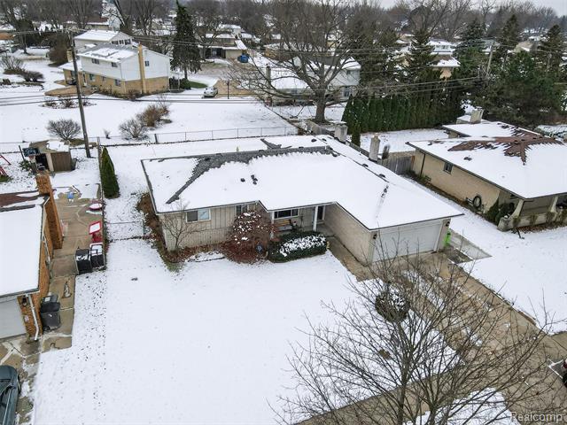 Builiding view six for 16224 Terra Bella, Clinton Township, MI. 48038