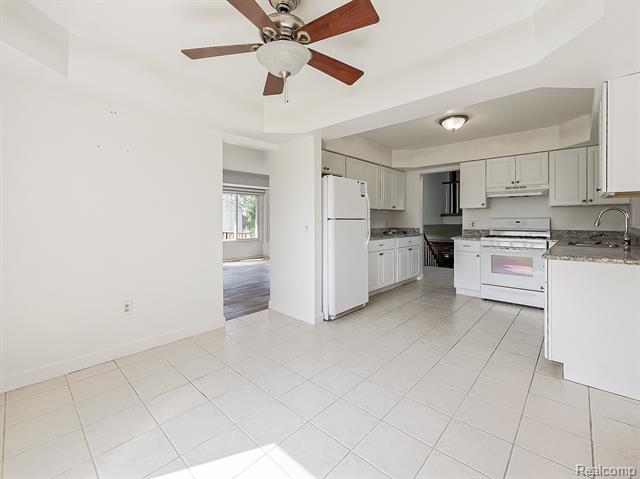 Builiding view seven for 3550 Kirkton, Sterling Heights, MI. 48310