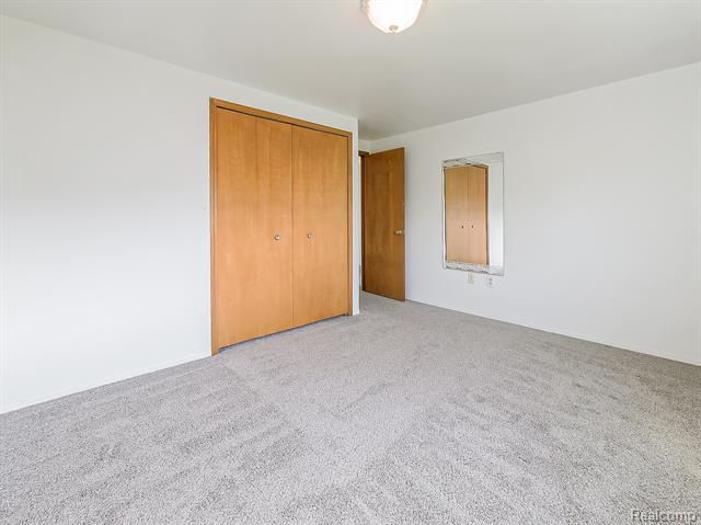 Builiding view twenty three for 3550 Kirkton, Sterling Heights, MI. 48310