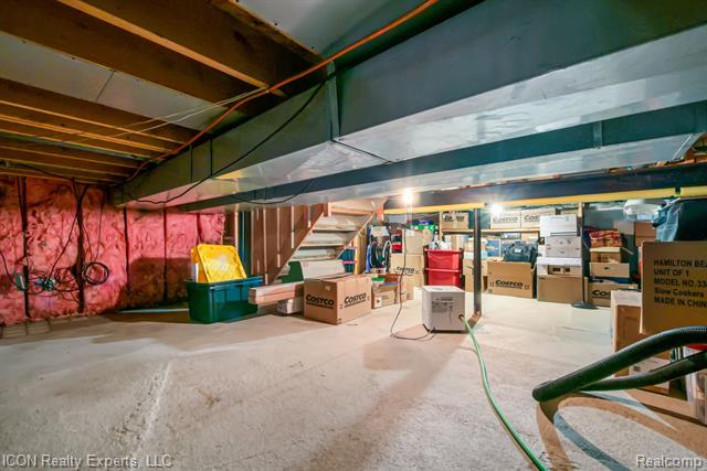 Builiding view forty eight for 39738 Day, Clinton Township, MI. 48038