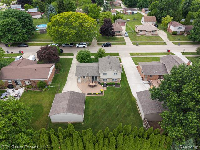 Builiding view sixty six for 39738 Day, Clinton Township, MI. 48038