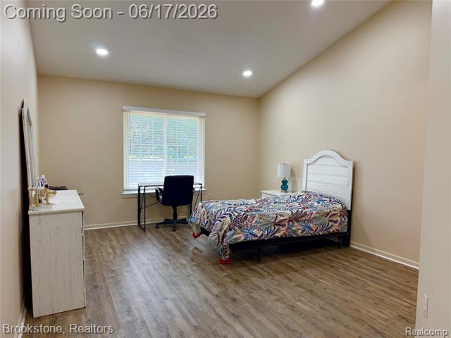 Builiding view twenty one for 41021 Glenleven, Clinton Township, MI. 48038