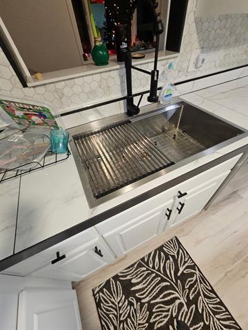 Builiding view fourteen for 41357 Estate, Sterling Heights, MI. 48313