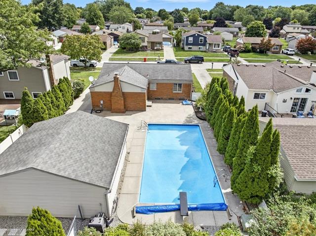 Builiding view thirty for 42011 Clayton, Clinton Township, MI. 48038