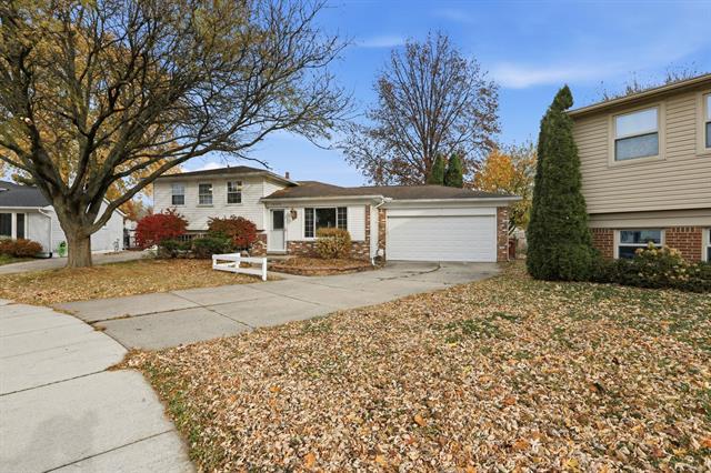 Builiding view two for 16296 Picton, Clinton Township, MI. 48038