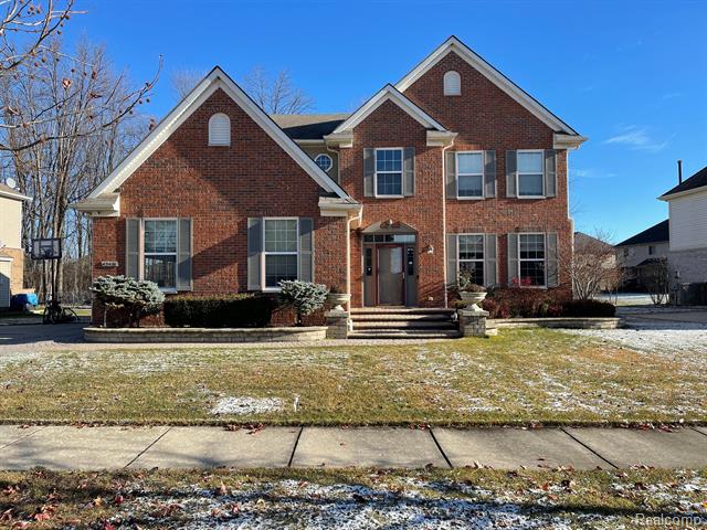 front view for 42476 Silverwood Dr, Sterling Heights, Mi. 48314