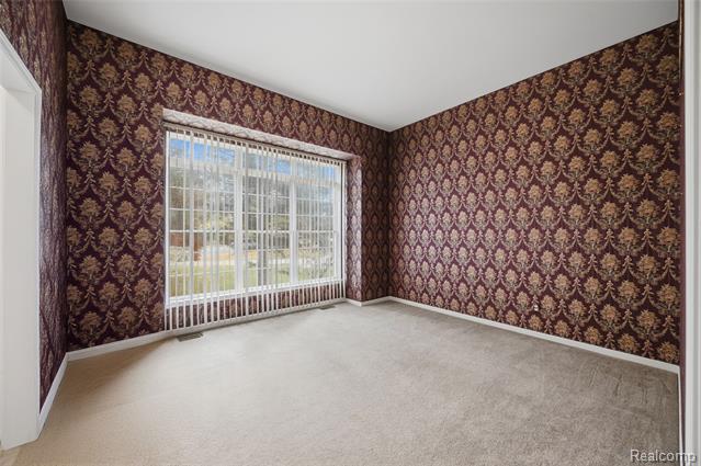 Builiding view ten for 42453 Willsharon, Sterling Heights, MI. 48314