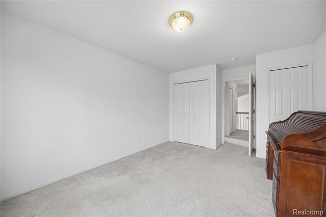 Builiding view thirty one for 42453 Willsharon, Sterling Heights, MI. 48314