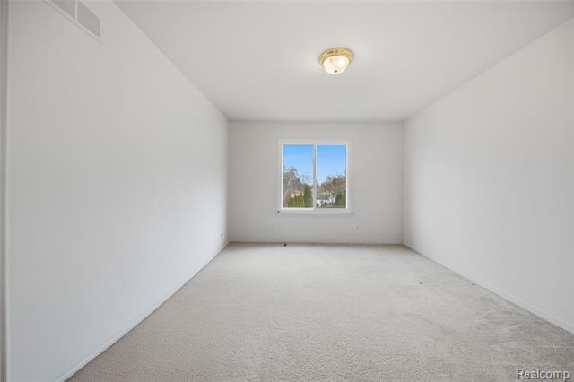 Builiding view twenty eight for 42453 Willsharon, Sterling Heights, MI. 48314