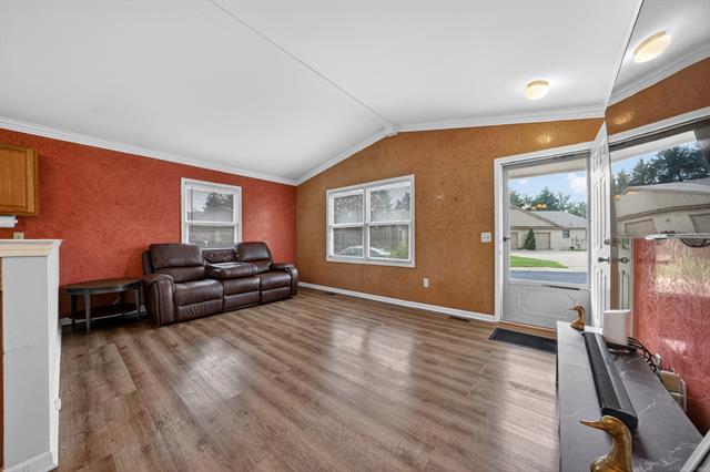 Builiding view seven for 41933 King Edward, Clinton Township, MI. 48038