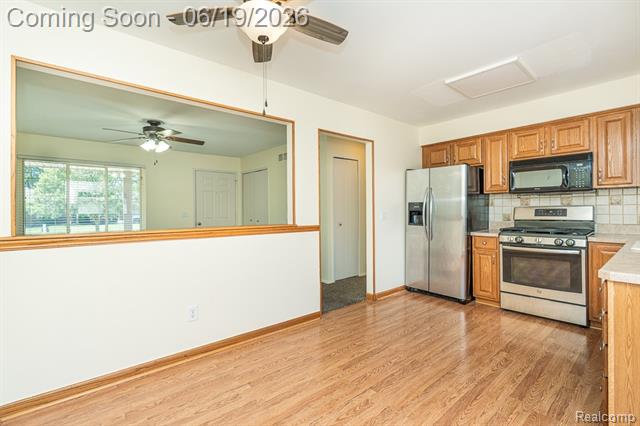Builiding view nine for 41824 Clayton, Clinton Township, MI. 48038