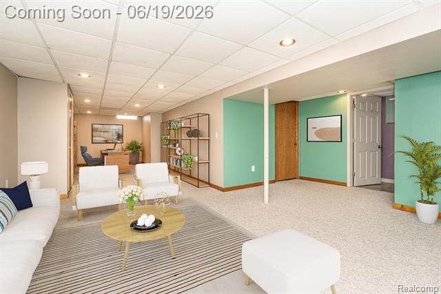 Builiding view seventeen for 41824 Clayton, Clinton Township, MI. 48038