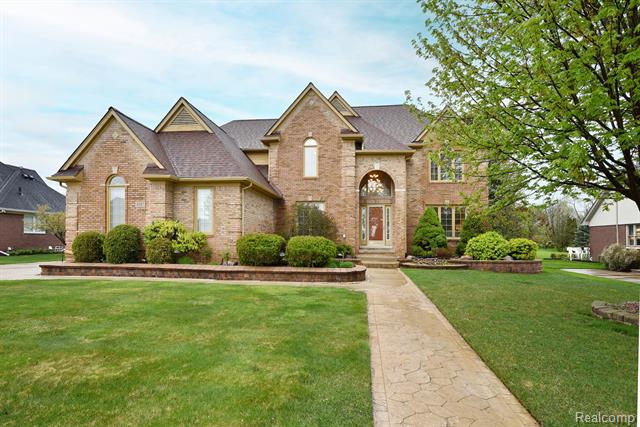 front view for 4297 Springbrook Dr, Sterling Heights, Mi. 48314