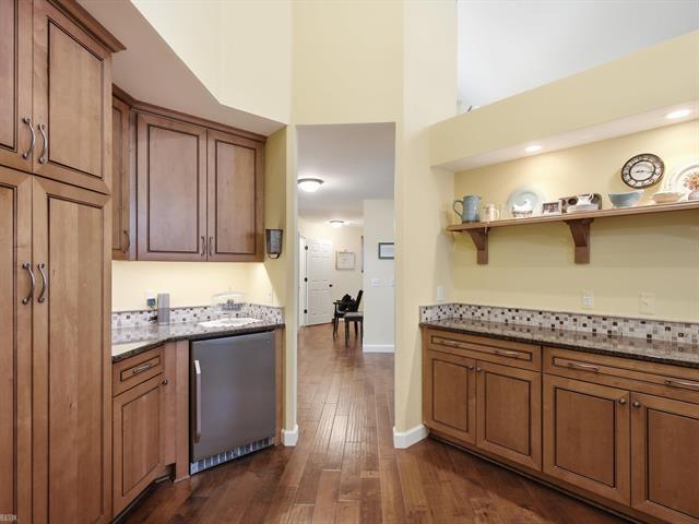 Builiding view thirteen for 18036 Lauren N, Clinton Township, MI. 48038