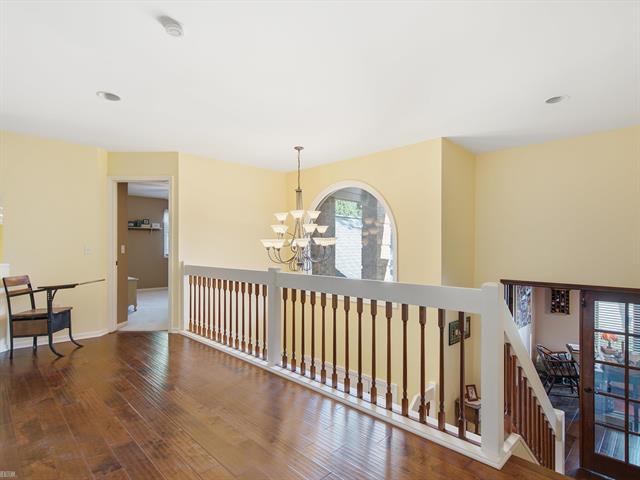 Builiding view twenty one for 18036 Lauren N, Clinton Township, MI. 48038