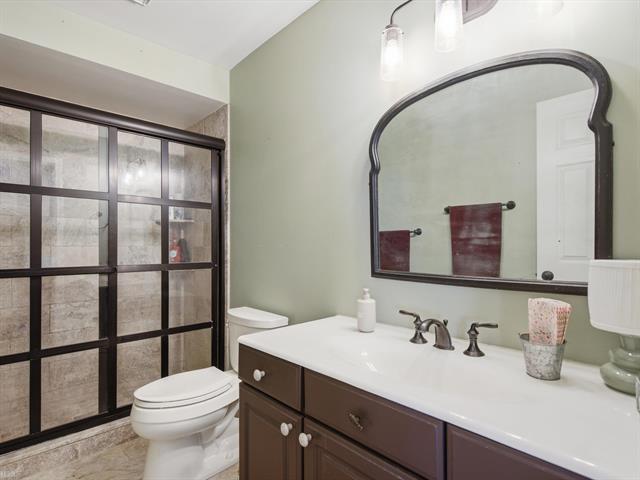 Builiding view twenty three for 18036 Lauren N, Clinton Township, MI. 48038