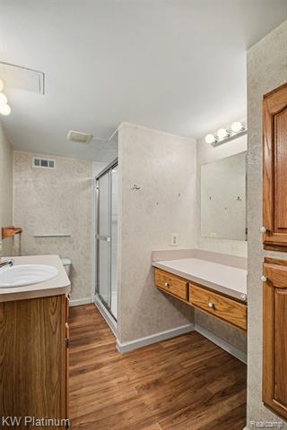 Builiding view twenty two for 15640 Orchard Ridge, Clinton Township, MI. 48038