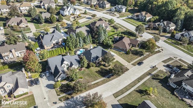 Builiding view thirty one for 2679 Larch, Sterling Heights, MI. 48314