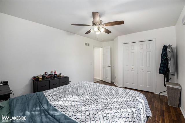 Builiding view twenty one for 2679 Larch, Sterling Heights, MI. 48314