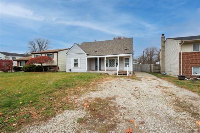 Builiding view one for 8065 Ogden, Sterling Heights, MI. 48314