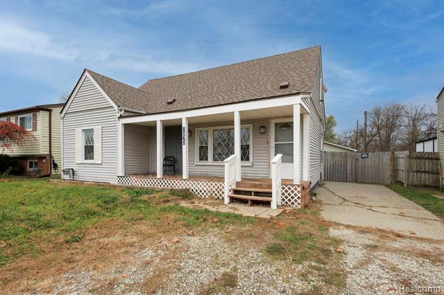 Builiding view two for 8065 Ogden, Sterling Heights, MI. 48314