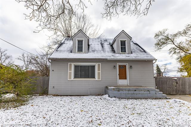 Builiding view one for 8056 Dawn, Sterling Heights, MI. 48314