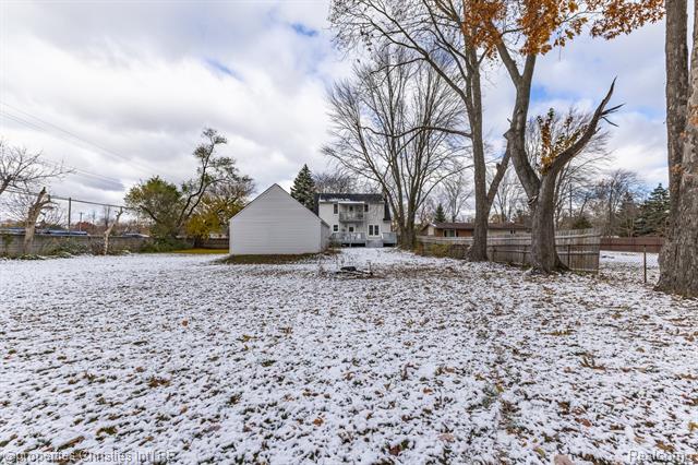 Builiding view thirty seven for 8056 Dawn, Sterling Heights, MI. 48314