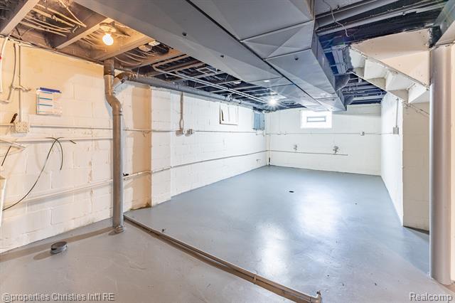 Builiding view twenty eight for 8056 Dawn, Sterling Heights, MI. 48314