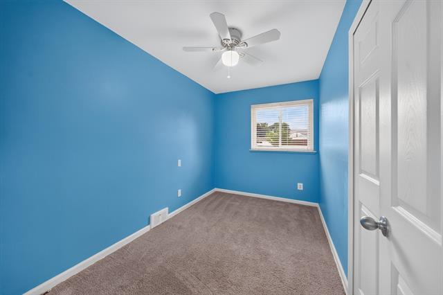 Builiding view sixteen for 43924 Donley, Sterling Heights, MI. 48314