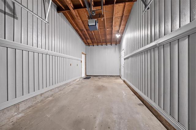 Builiding view thirty one for 43924 Donley, Sterling Heights, MI. 48314