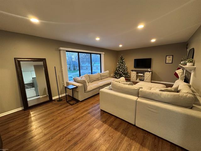 Builiding view five for 42649 Jeanette, Clinton Township, MI. 48038