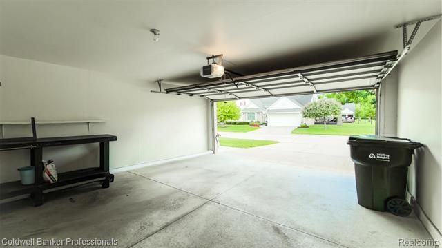 Builiding view fifty three for 5711 Ortman, Sterling Heights, MI. 48314