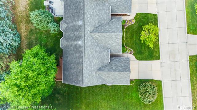 Builiding view forty nine for 5711 Ortman, Sterling Heights, MI. 48314